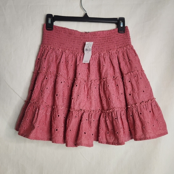 American Eagle Outfitters Dresses & Skirts - American Eagle Skirt Pink Tiered Eyelet.  Women's Mini Size S. Cottage Core